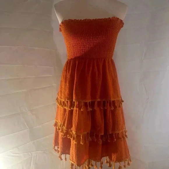 NWT DAVI & DANI Orange Smocked Strapless Dress - Picture 1 of 6